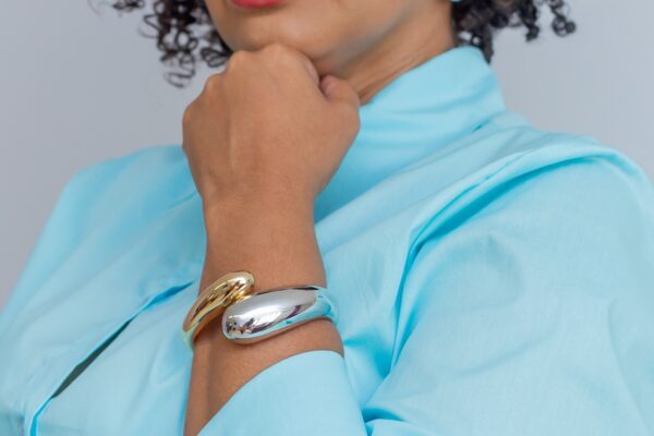 PULSEIRA DOURADO E PRATA